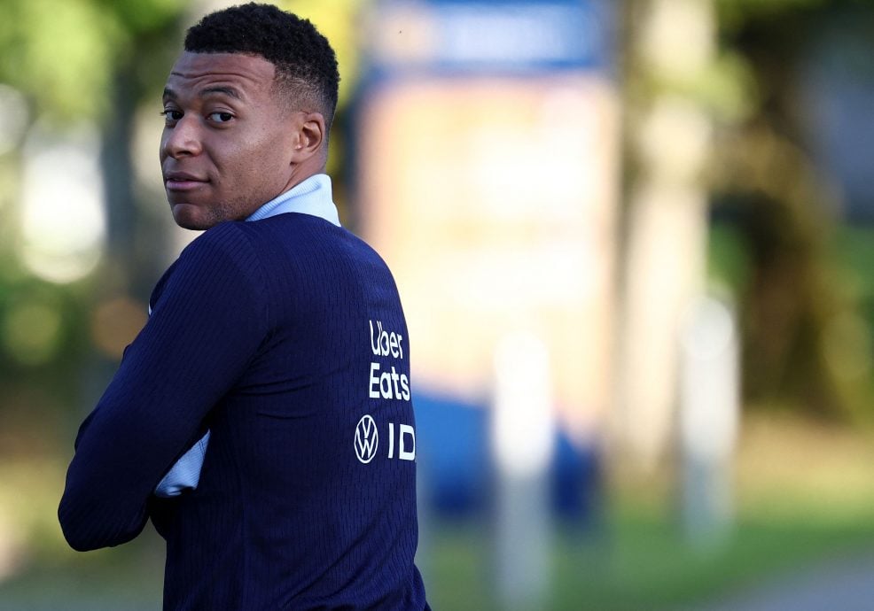 畅游足球盛,尽览德乙英,冠荷甲精彩,雷竞技RAYBET官方平台,雷竞技RAYBET官方网站,雷竞技RAYBET官方入口,雷竞技RAYBET电竞竞猜